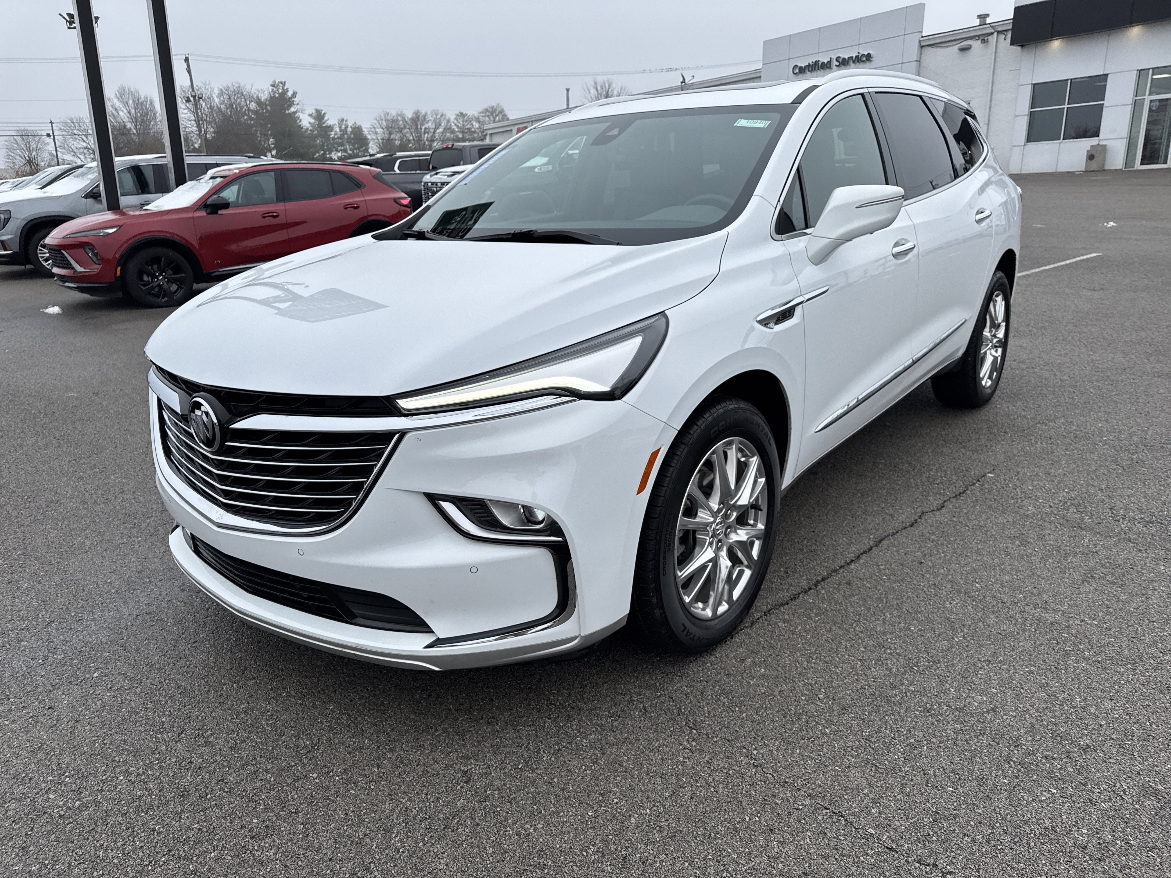 2023 Buick Enclave Essence