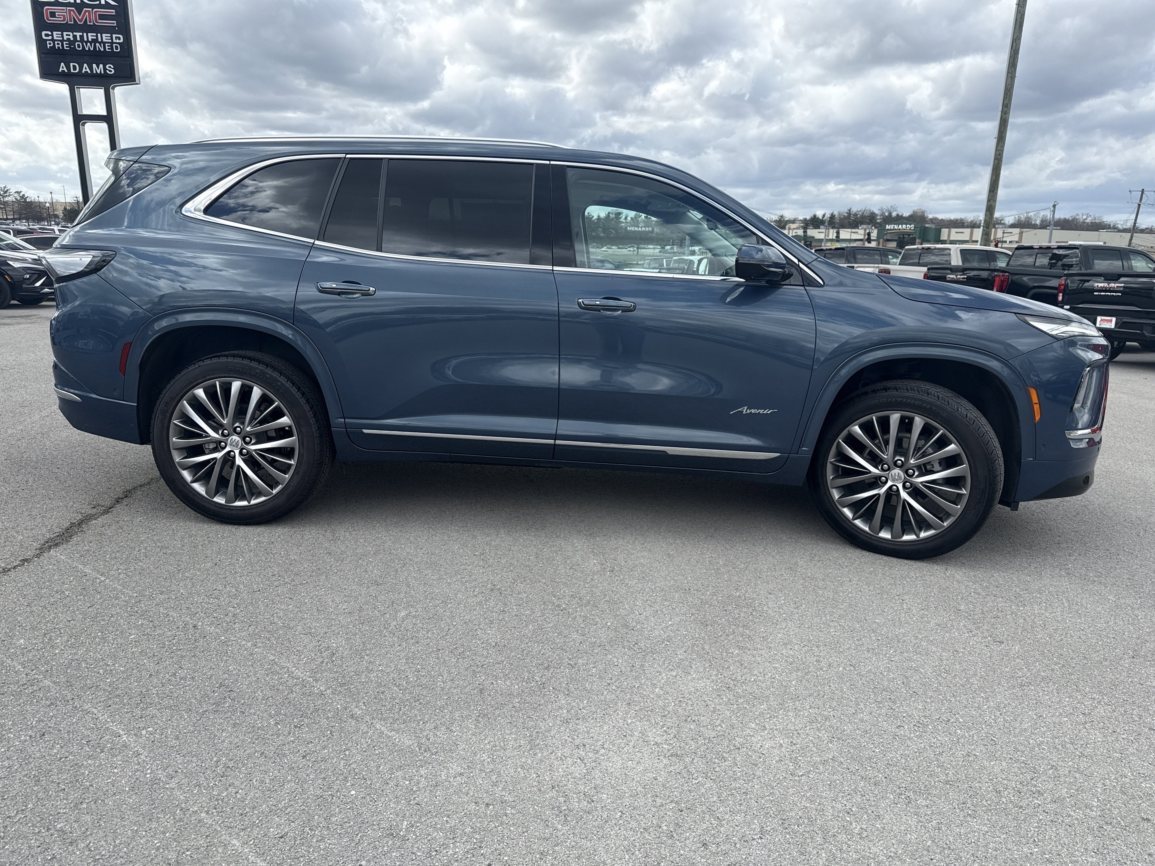 2025 Buick Enclave Avenir