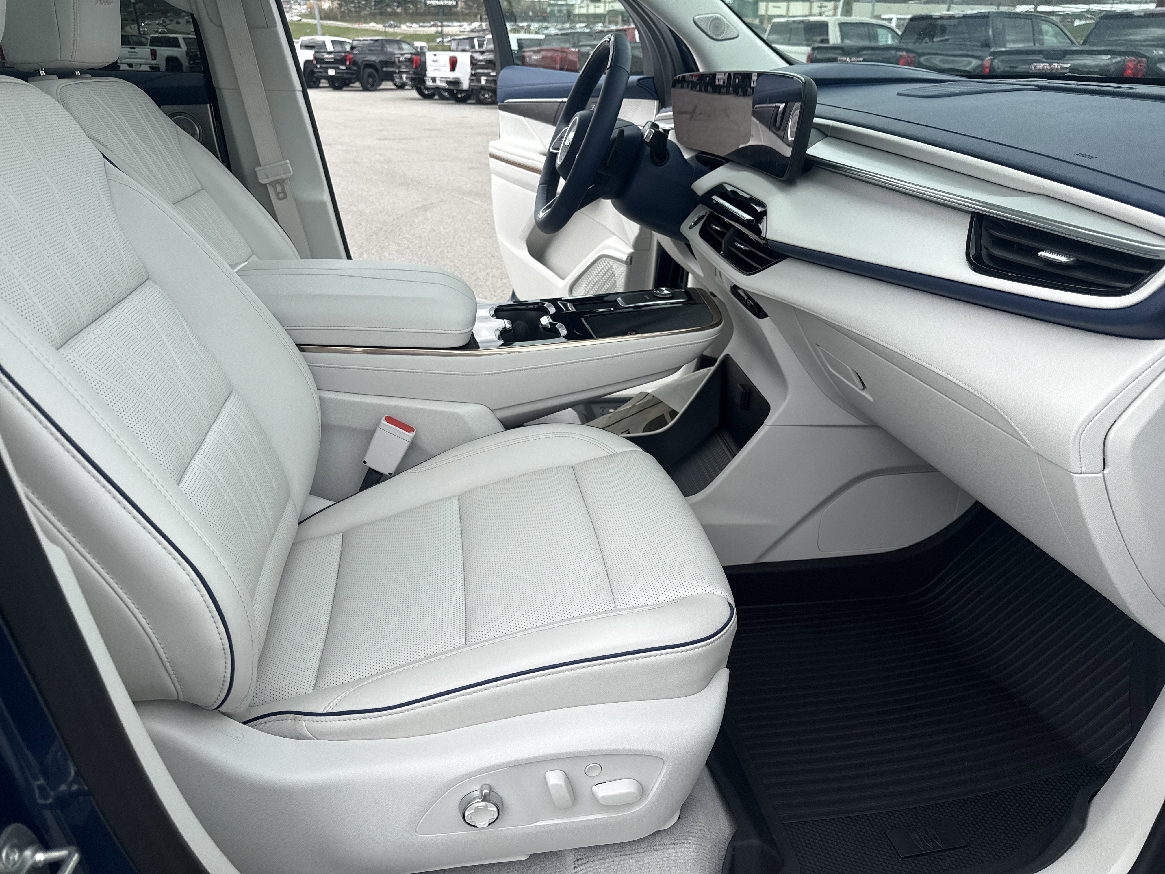 2025 Buick Enclave Avenir